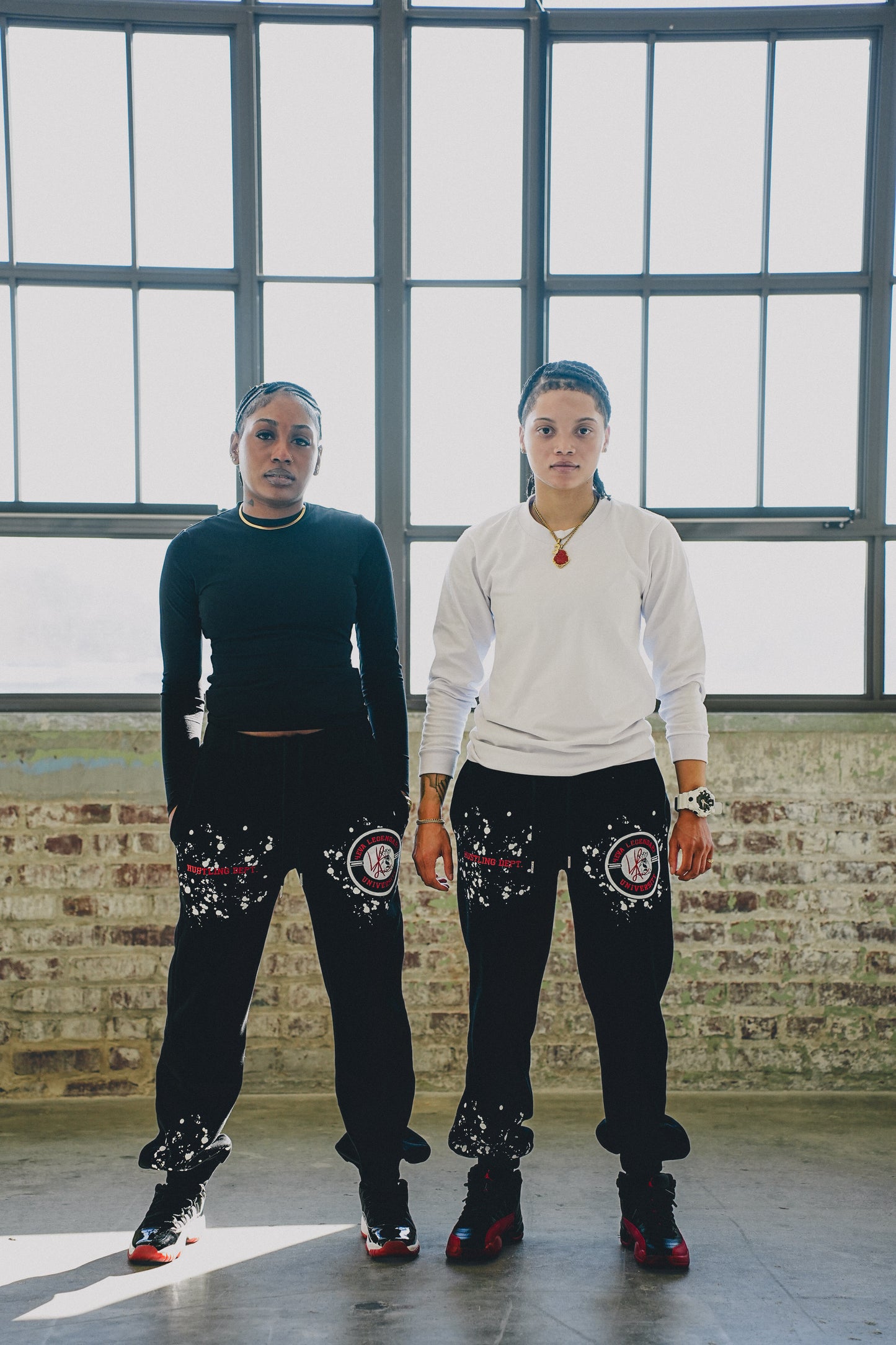 UNIVERSITY SWEATPANTS
